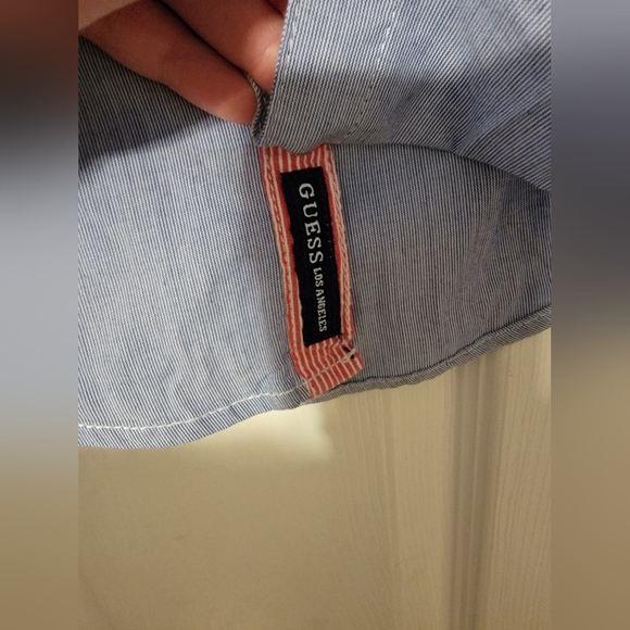 GUESS Los Angeles 18M Shirt VGC - Picture 4 of 8